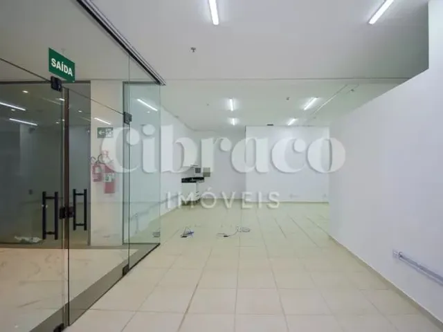 Loja para alugar, no bairro Centro em Curitiba