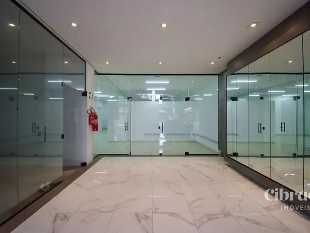 Loja para alugar, no bairro Centro em Curitiba