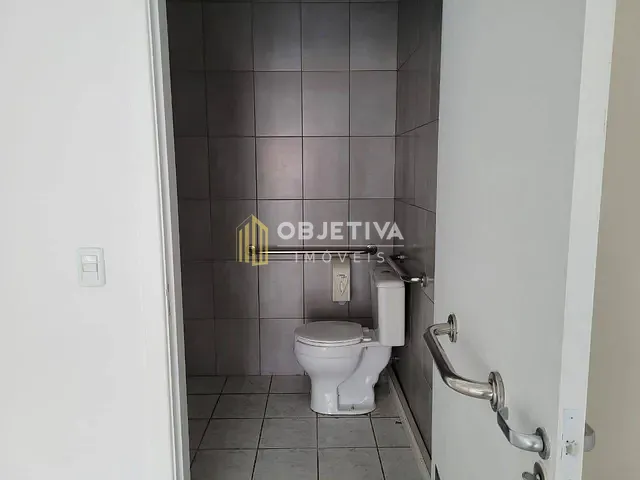 Loja para alugar, no bairro Centro Histórico em Porto Alegre