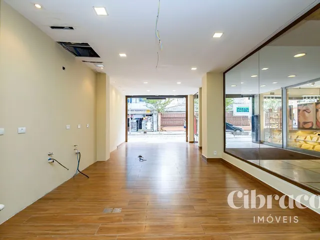 Loja para alugar, no bairro Centro em Curitiba