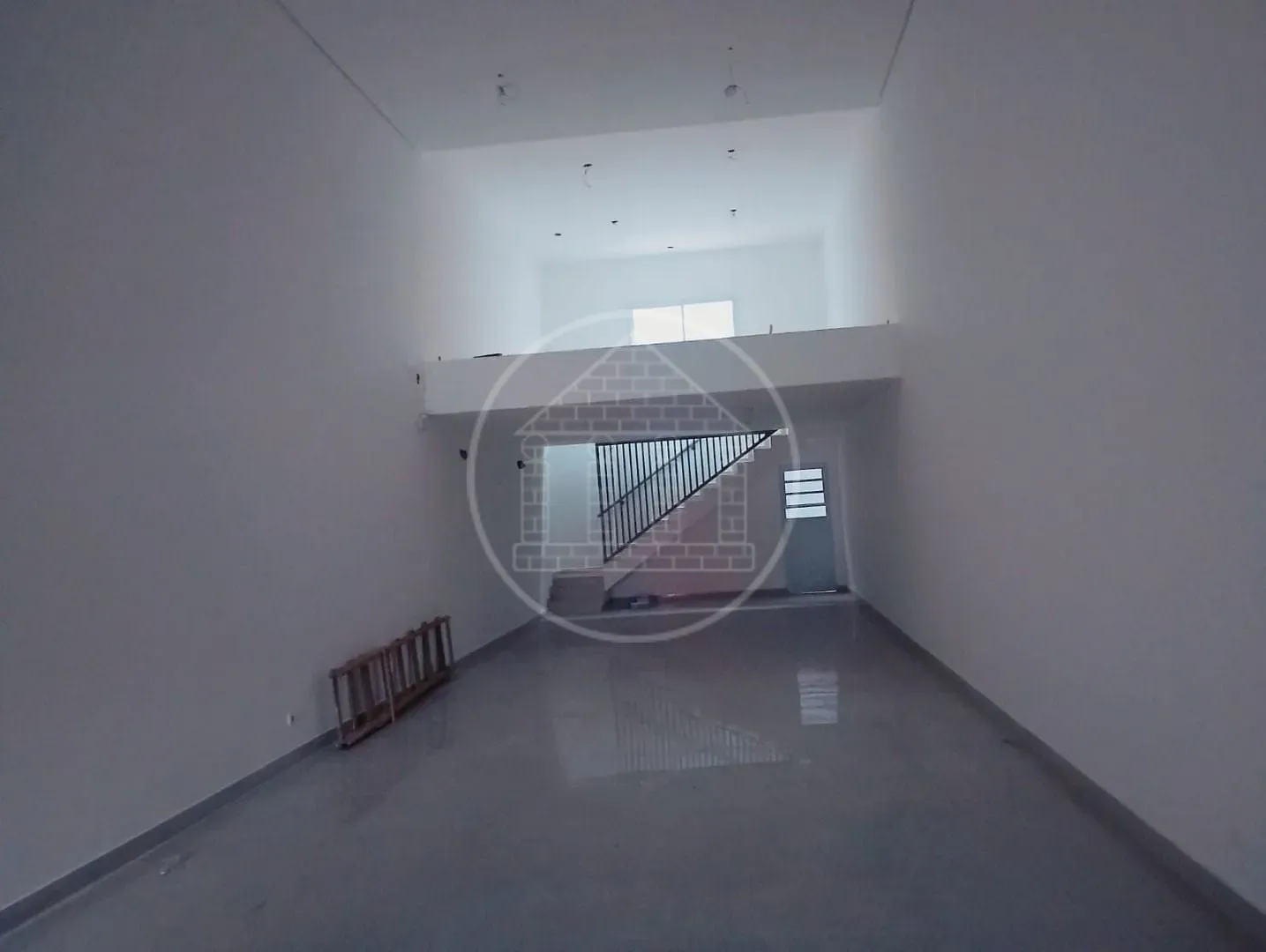 Loja-Salão, 110 m² - Foto 1