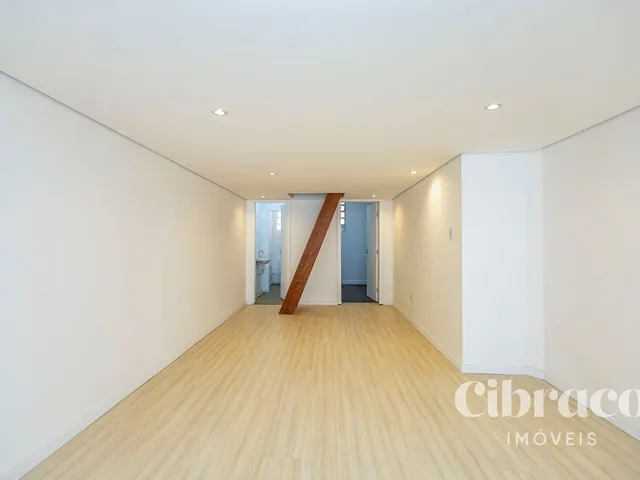 Loja para alugar, no bairro Centro em Curitiba