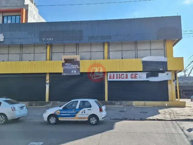 Loja com 1600m², para alugar, no bairro Floresta em Porto Alegre