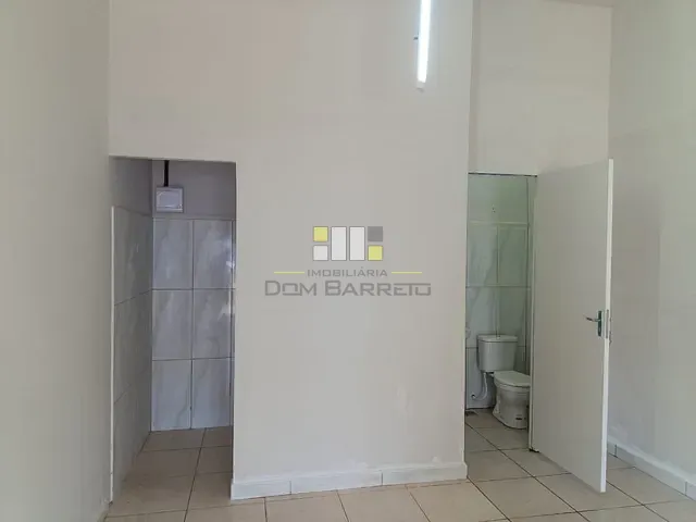 Loja para alugar, no bairro Vila Santana em Sumaré