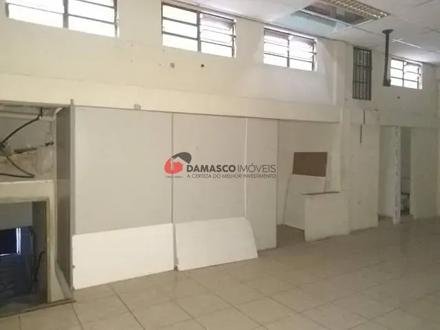 Loja com 500m², para alugar, no bairro Nova Gerti em São Caetano do Sul