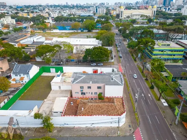 Loja à venda, no bairro Rebouças em Curitiba