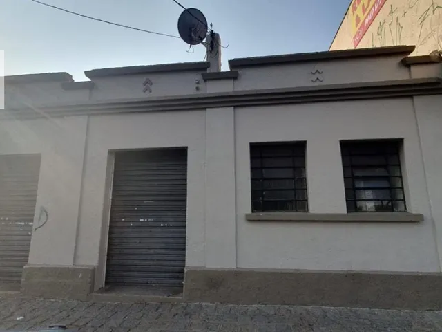 Loja com 456m², à venda, no bairro Jardim Botânico em Curitiba