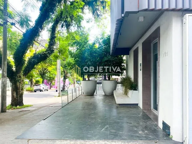 Loja para alugar, no bairro Moinhos de Vento em Porto Alegre