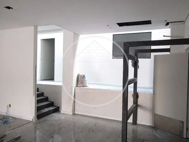 Loja com 140m², para alugar, no bairro Vila Mascote em São Paulo