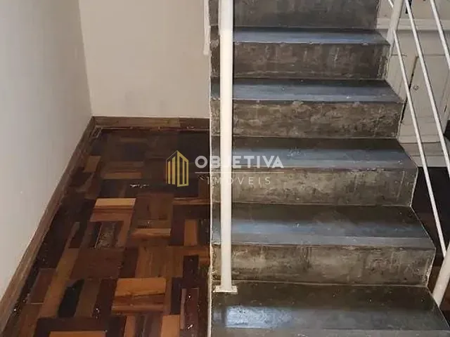 Loja à venda ou para alugar, no bairro Rio Branco em Porto Alegre