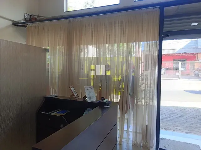 Loja com 250m², para alugar, no bairro Jardim São Carlos em Sumaré