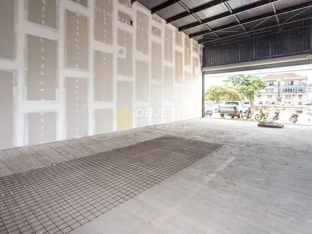 Loja para alugar, no bairro Praia de Belas em Porto Alegre