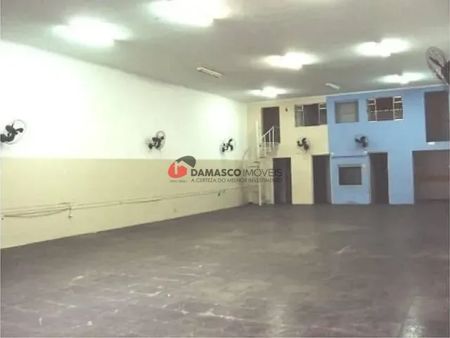 Loja com 300m², para alugar, no bairro Fundação em São Caetano do Sul