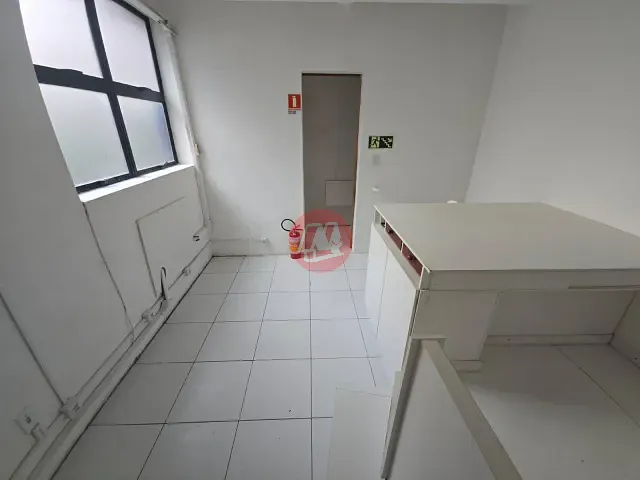 Loja com 70m², para alugar, no bairro Moinhos de Vento em Porto Alegre