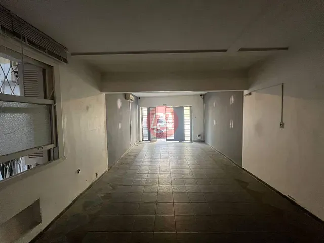 Loja com 120m², para alugar, no bairro Centro Histórico em Porto Alegre