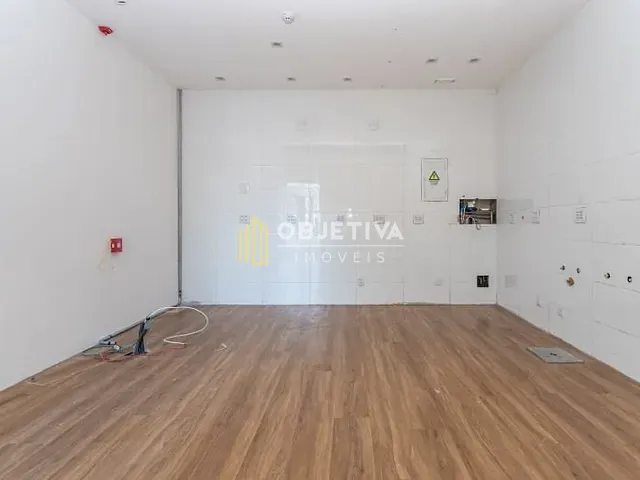 Loja para alugar, no bairro Azenha em Porto Alegre