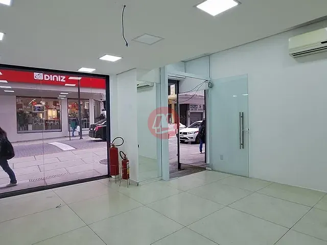 Loja com 67m², para alugar, no bairro Centro Histórico em Porto Alegre