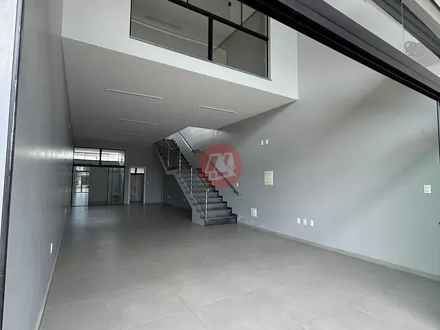 Loja com 100m², para alugar, no bairro São Sebastião em Porto Alegre