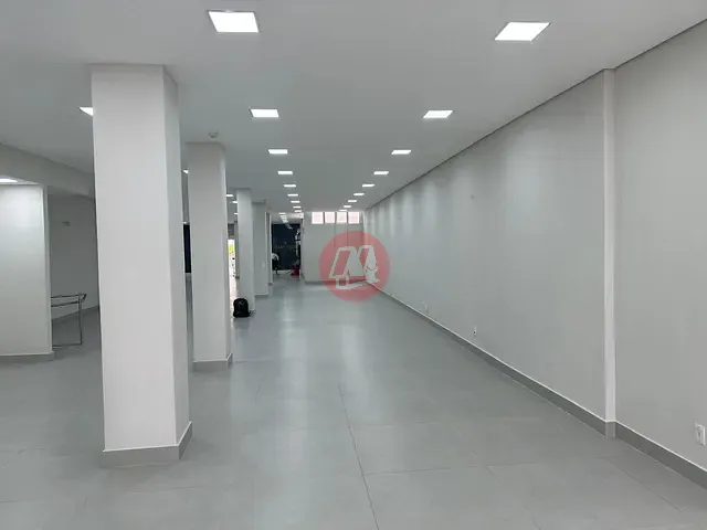 Loja com 519m², para alugar, no bairro Centro Histórico em Porto Alegre