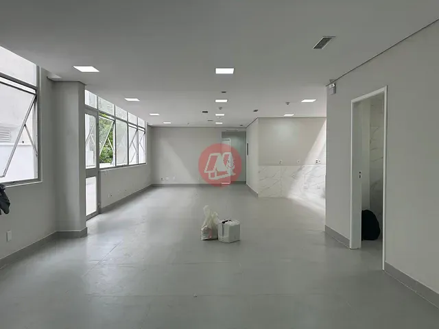 Loja com 519m², para alugar, no bairro Centro Histórico em Porto Alegre
