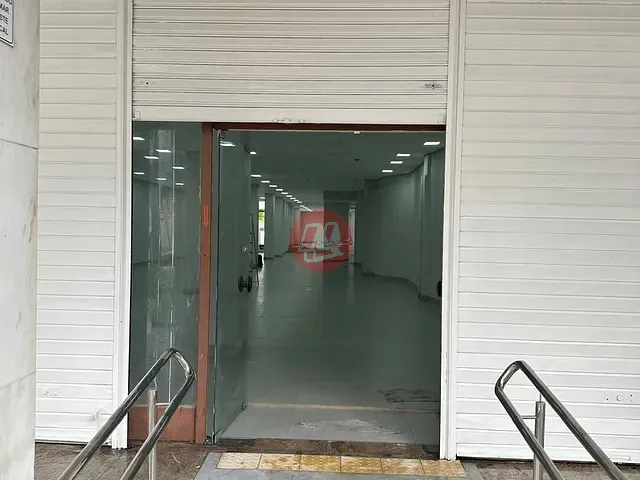 Loja com 519m², para alugar, no bairro Centro Histórico em Porto Alegre