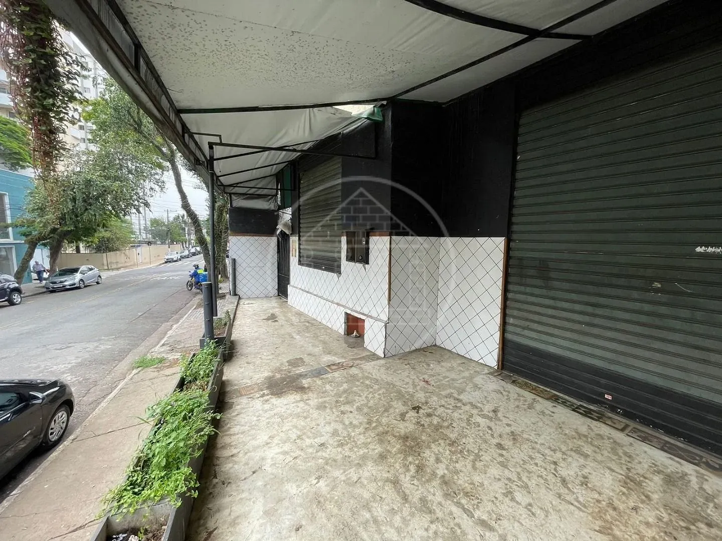 Loja-Salão, 130 m² - Foto 1