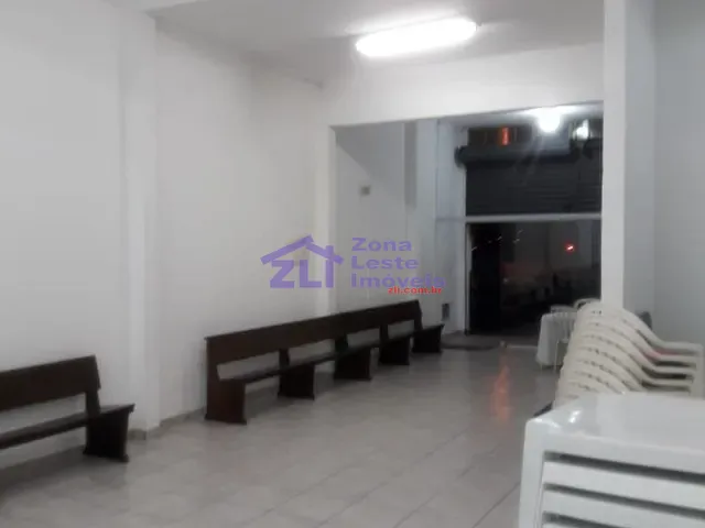 Loja com 220m², para alugar, no bairro Vila Marieta em São Paulo