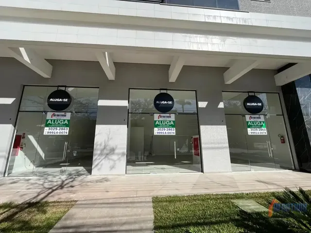 Loja para alugar, no bairro Cristo Rei em Curitiba