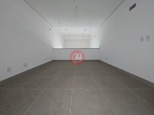 Loja com 83m², para alugar, no bairro Rio Branco em Porto Alegre