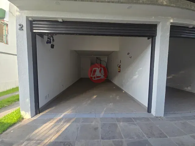 Loja com 83m², para alugar, no bairro Rio Branco em Porto Alegre