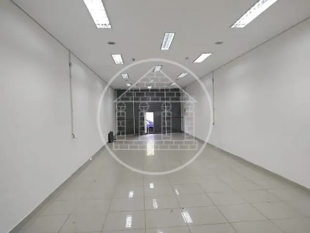 Loja com 125m², para alugar, no bairro Vila São José em São Paulo