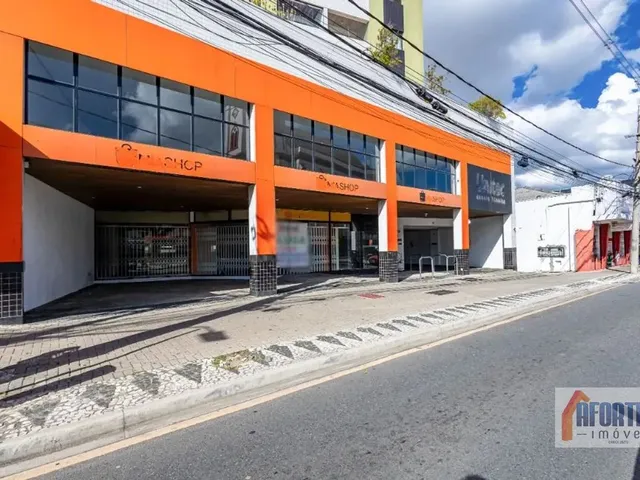Loja para alugar, no bairro Portão em Curitiba