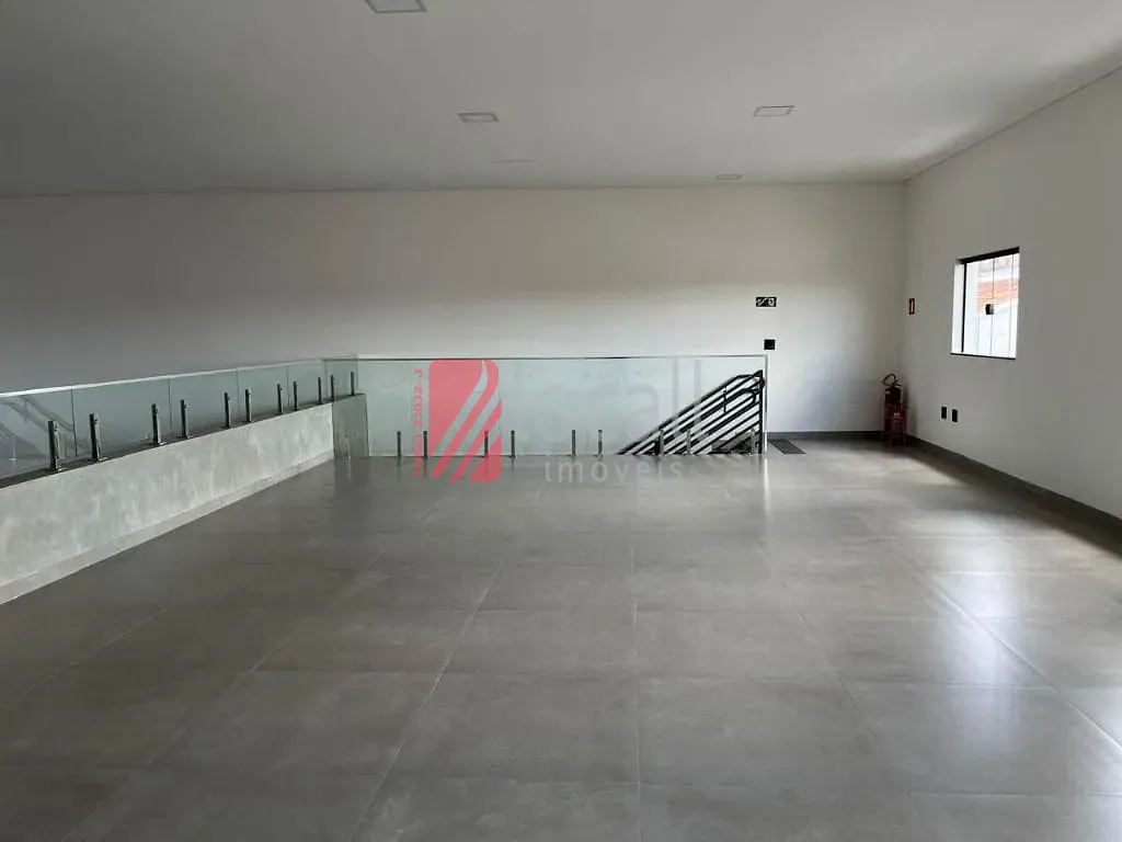 Loja / Salão / Ponto Comercial  para aluguel, 316m² — foto 3 de 13