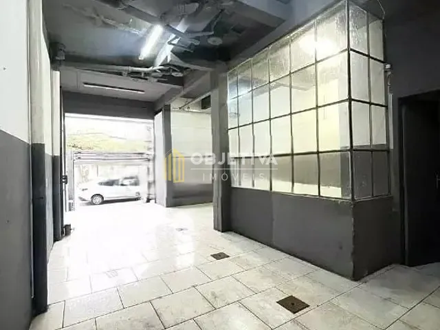 Loja para alugar, no bairro Santana em Porto Alegre
