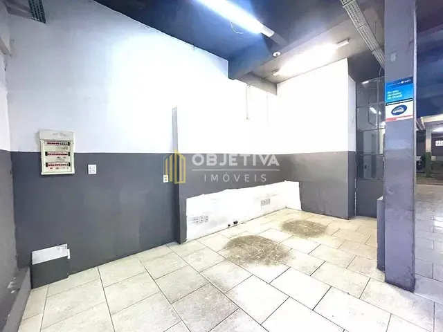 Loja para alugar, no bairro Santana em Porto Alegre
