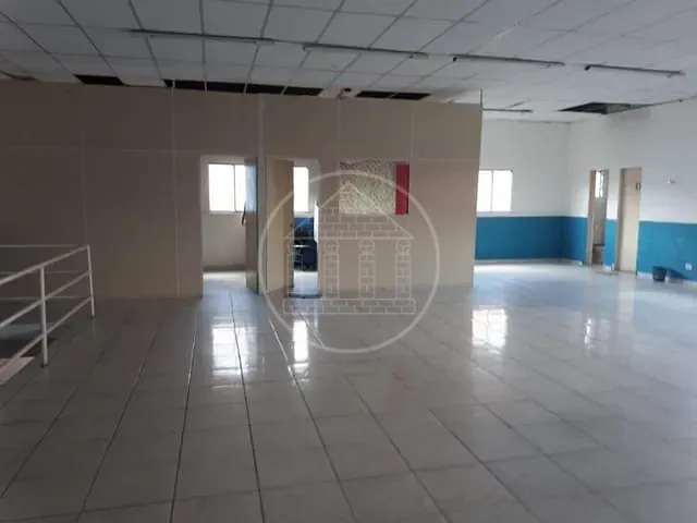 Loja com 500m², para alugar, no bairro Jardim Varginha em São Paulo