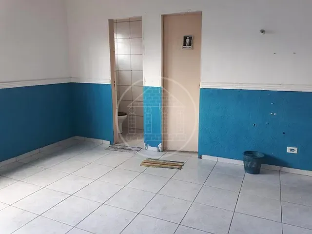 Loja com 500m², para alugar, no bairro Jardim Varginha em São Paulo