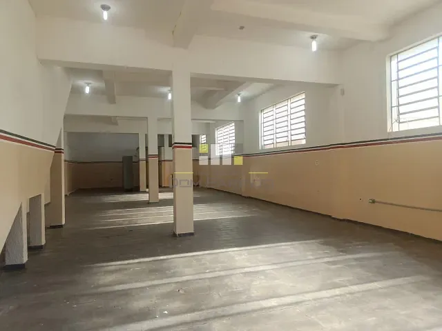 Loja com 200m², para alugar, no bairro Centro em Sumaré