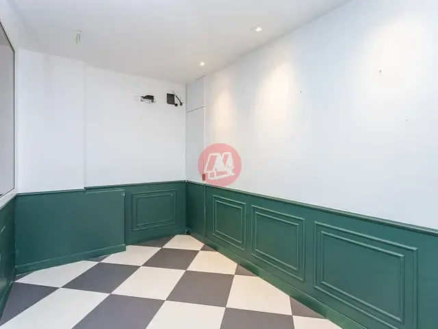 Loja com 69m², para alugar, no bairro Tristeza em Porto Alegre