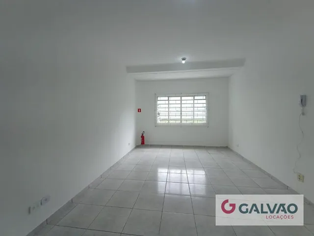 Loja para alugar, no bairro Boa Vista em Curitiba