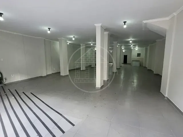 Loja com 250m², para alugar, no bairro Vila São José em São Paulo