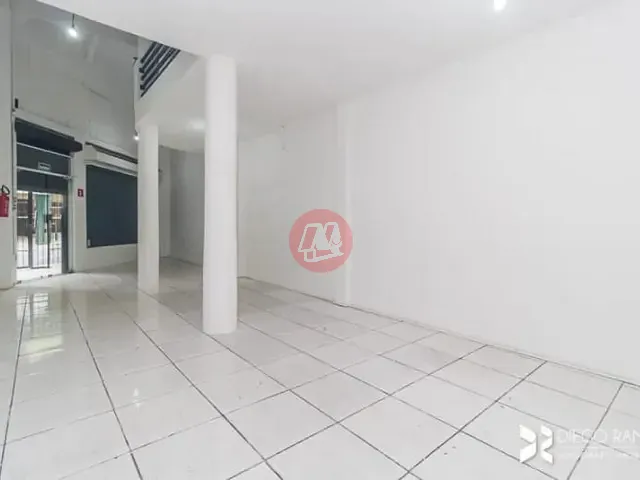 Loja com 132m², para alugar, no bairro Centro Histórico em Porto Alegre