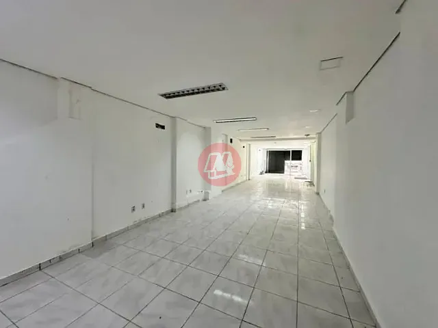 Loja com 85m², para alugar, no bairro Centro Histórico em Porto Alegre