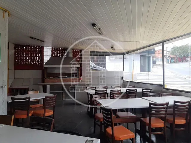 Loja com 180m², para alugar, no bairro Interlagos em São Paulo