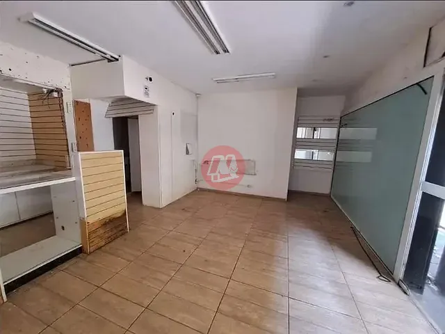 Loja com 159m², para alugar, no bairro Vila Assunção em Porto Alegre