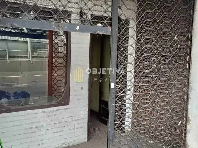 Loja à venda, no bairro Santa Maria Goretti em Porto Alegre