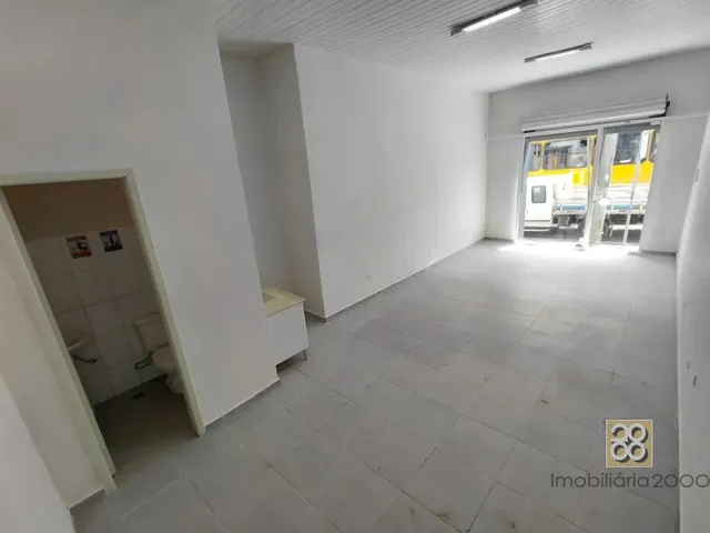 Loja para alugar, no bairro Centro em Curitiba