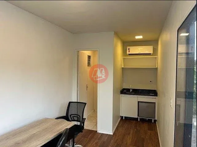 Loja com 15m², para alugar, no bairro Sarandi em Porto Alegre