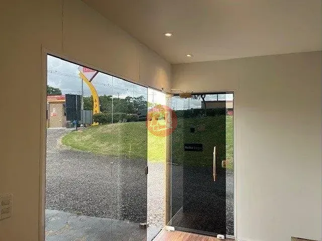 Loja com 15m², para alugar, no bairro Sarandi em Porto Alegre