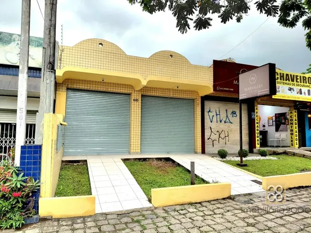 Loja para alugar, no bairro Água Verde em Curitiba